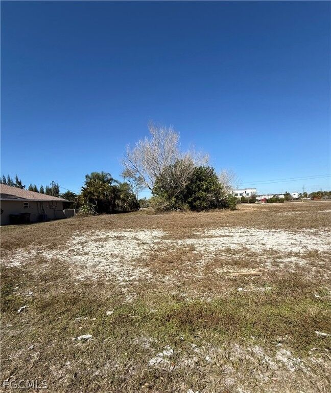 Property Photo:  617 SW 3rd Street  FL 33991 