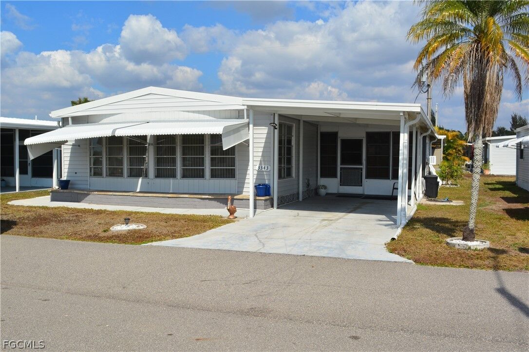 Property Photo:  3343 Rainbow Lane  FL 33903 
