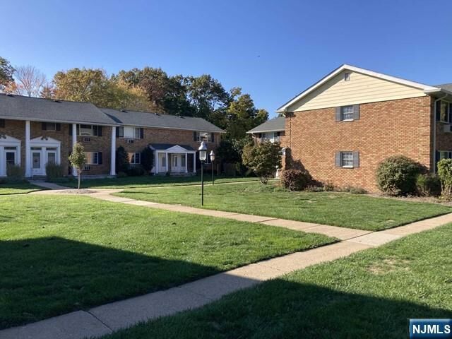 Property Photo:  115 N Franklin Turnpike 5  NJ 07446 