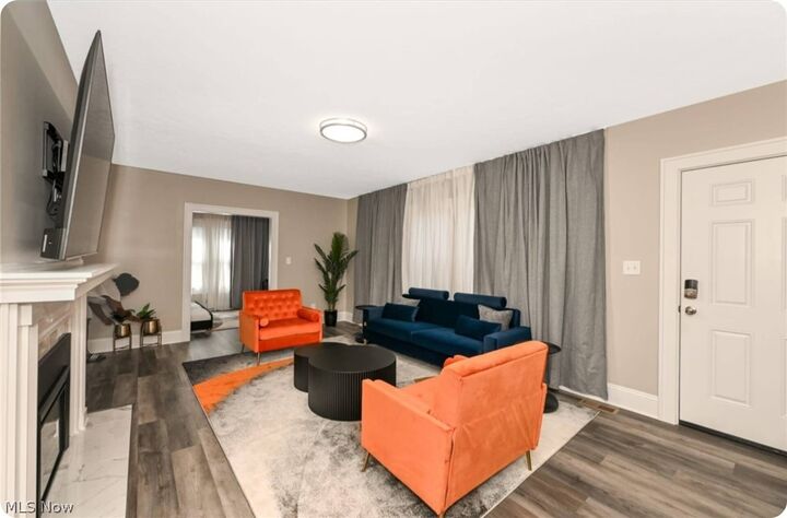 Property Photo:  3315 Milverton Road  OH 44120 