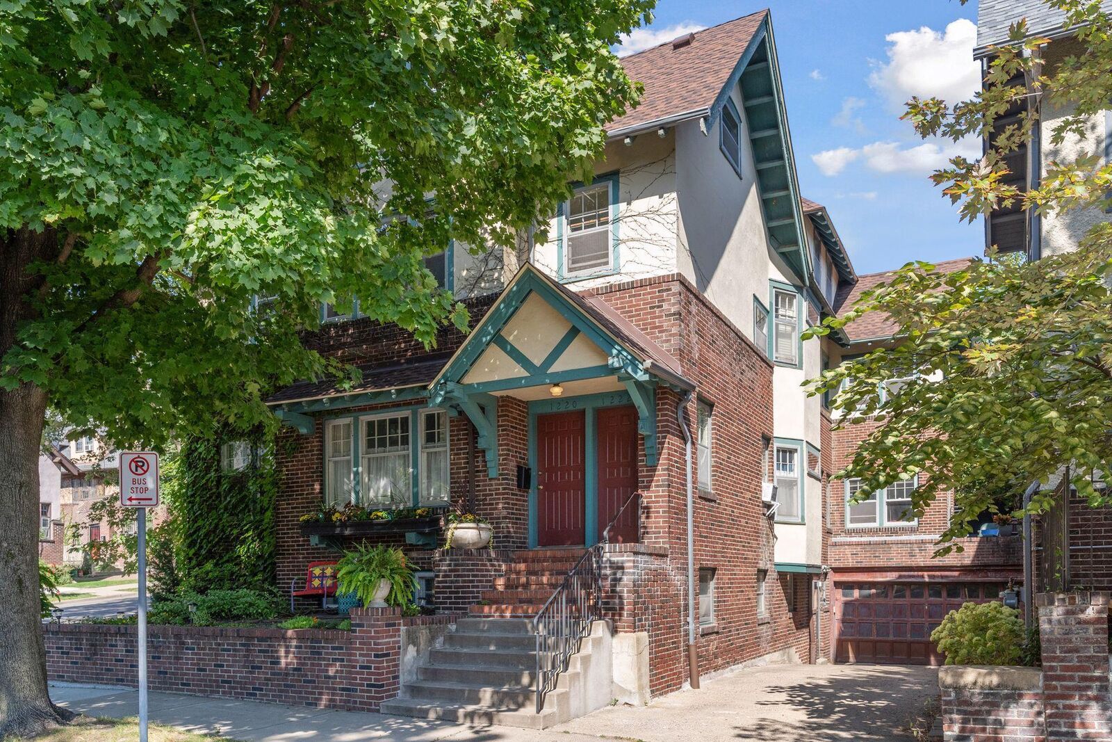 Property Photo:  1222 Douglas Avenue  MN 55403 