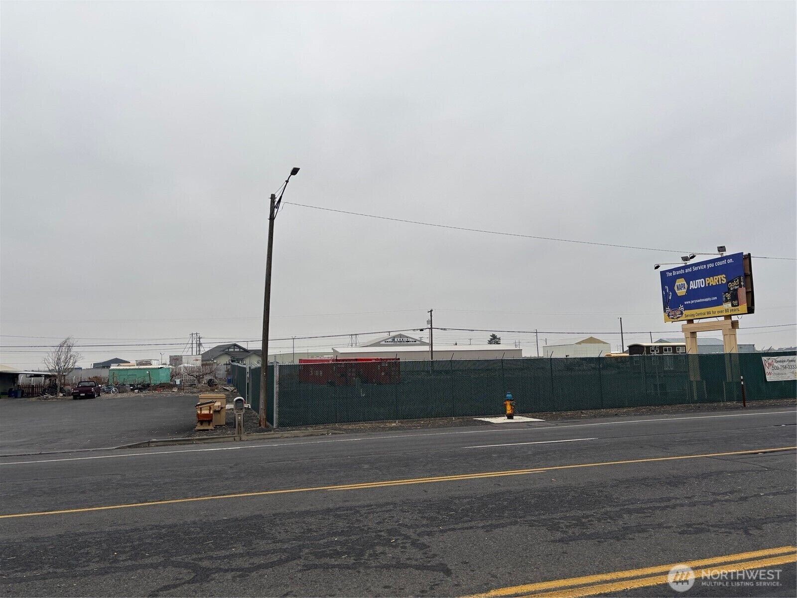 Property Photo: 1420 Basin Street NW WA 98823