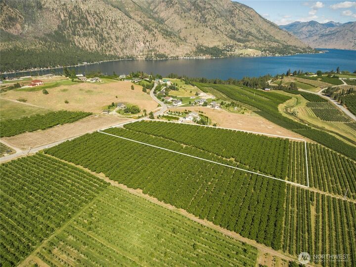 Property Photo:  950  Loop Avenue  WA 98831 