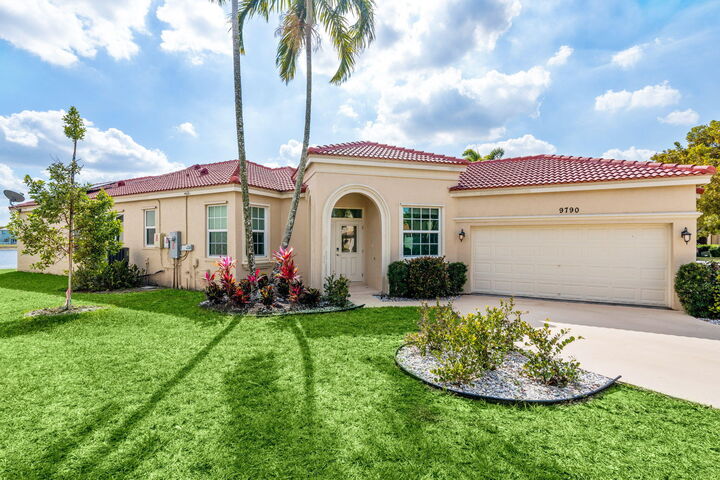 Property Photo:  9790 Scribner Lane  FL 33414 