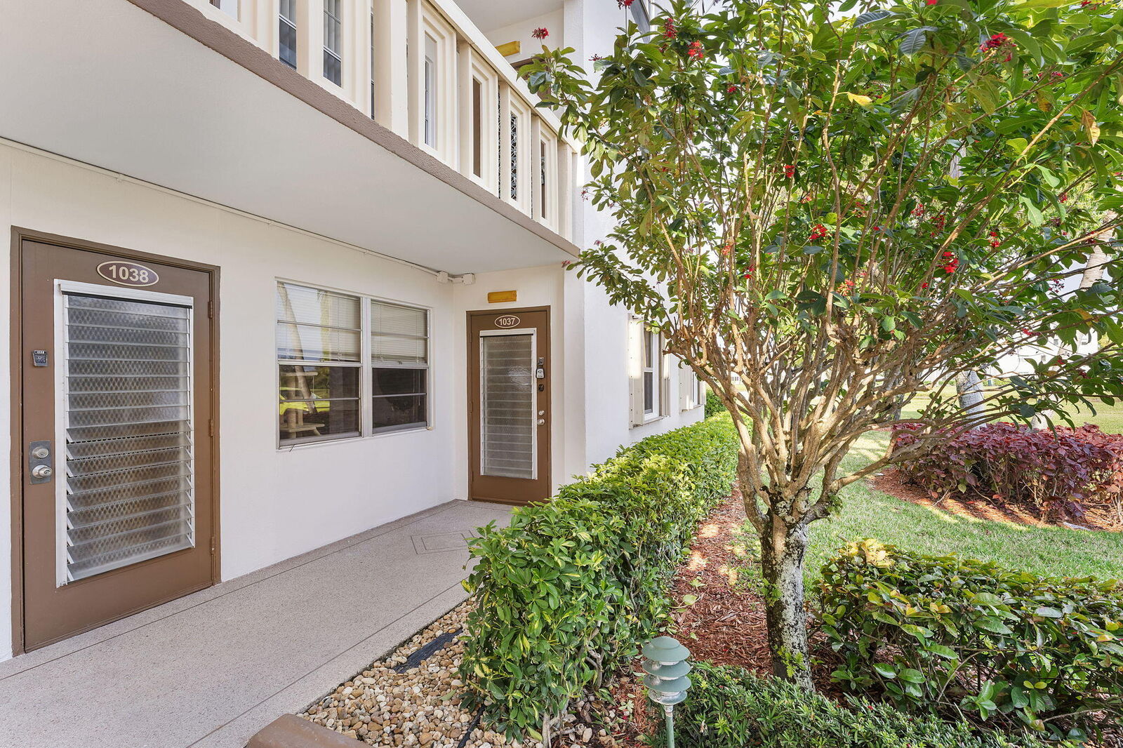 Property Photo:  1037 Guildford C  FL 33434 