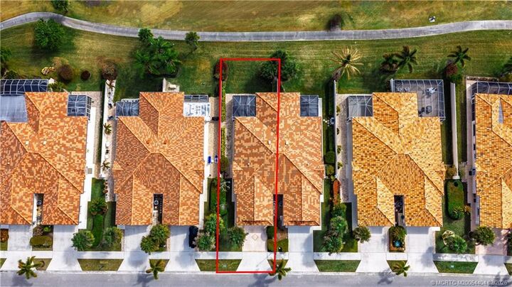 Property Photo:  8329 SE Double Tree Drive  FL 33455 