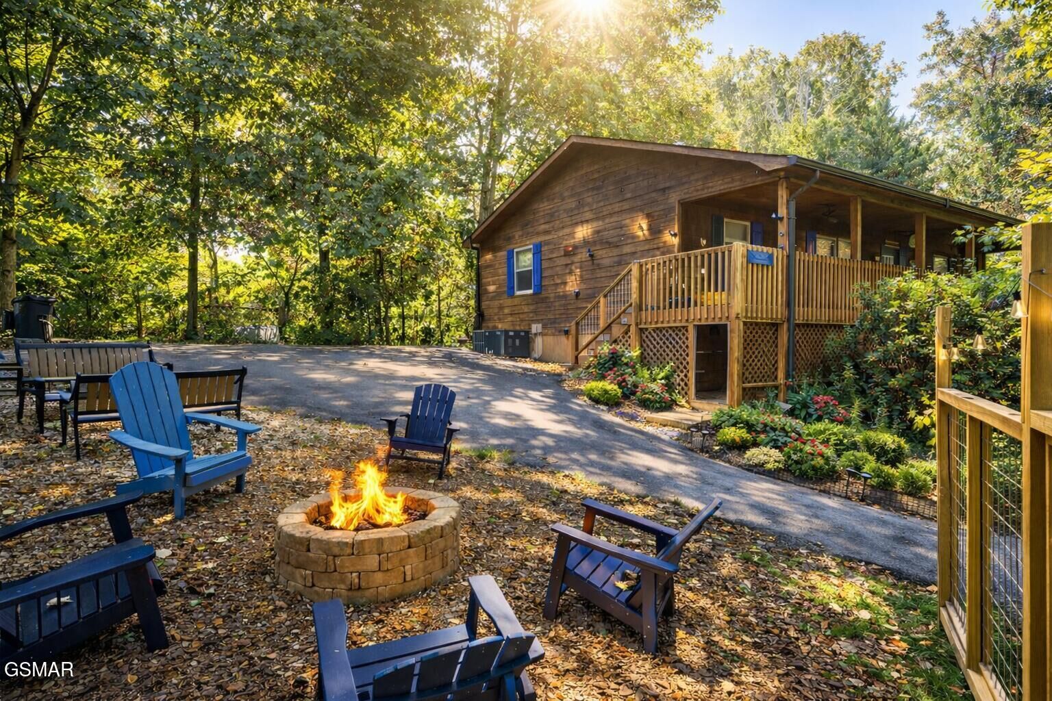 Property Photo:  1001 Sunrise Boulevard  TN 37862 