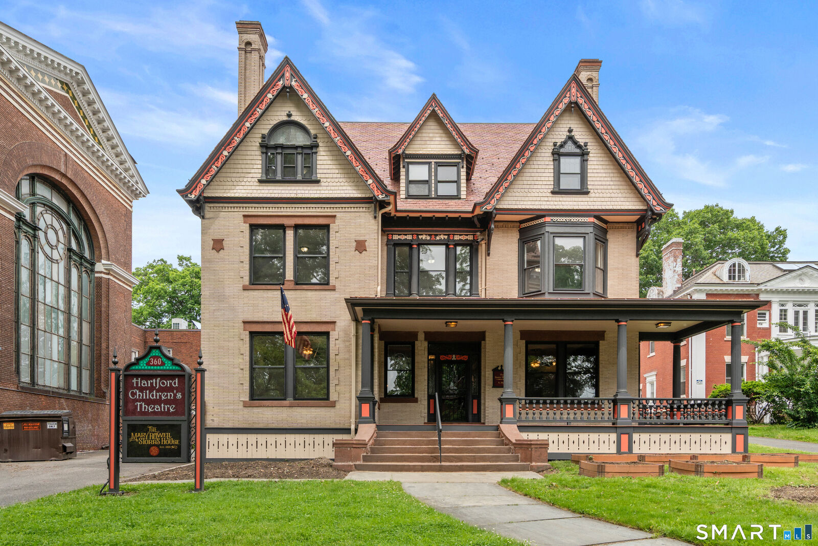 Property Photo:  360 Farmington Avenue 8  CT 06105 