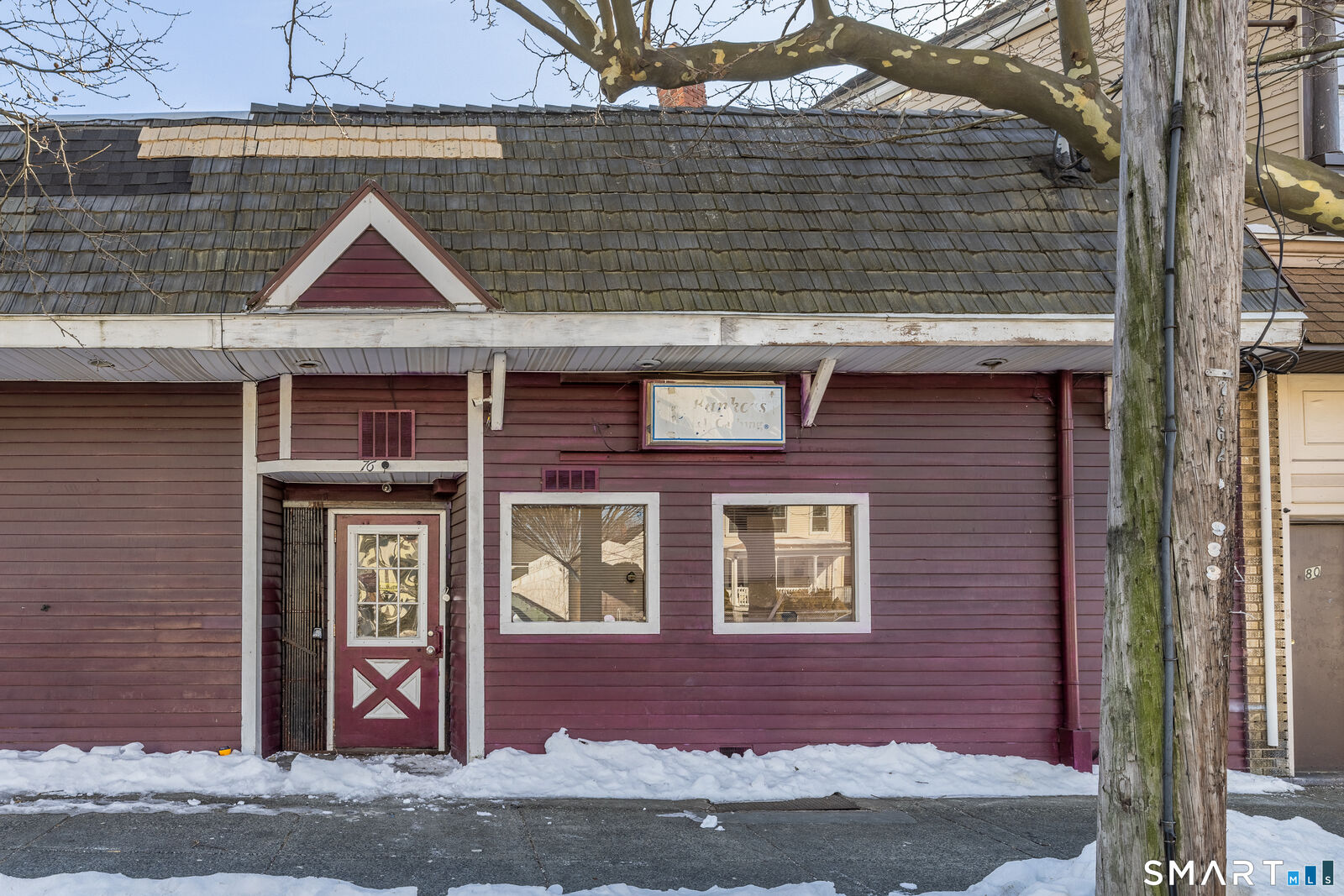 Property Photo:  76 Kimberly Avenue  CT 06519 