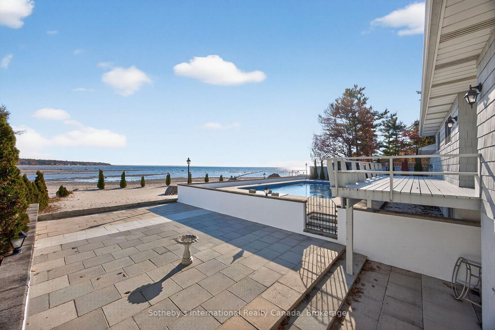 Property Photo: 1420 Tiny Beaches Road N ON L9M 0H3
