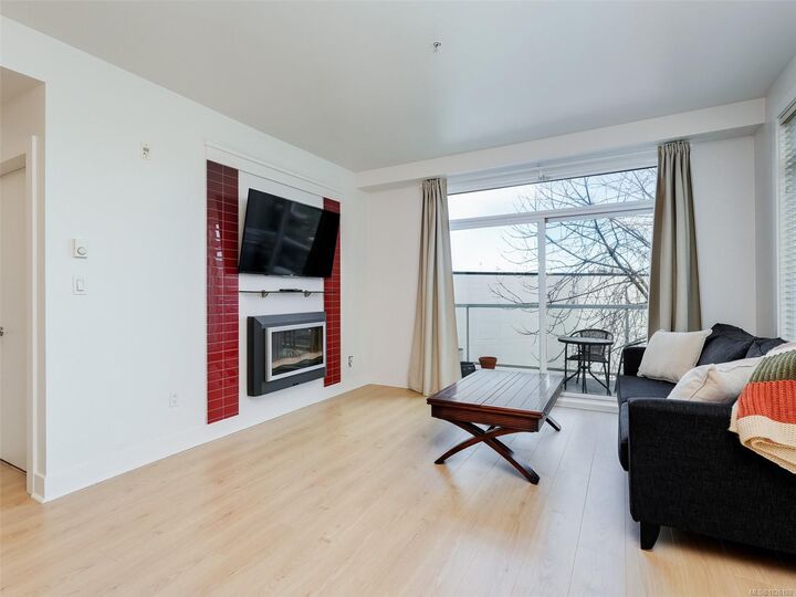 Property Photo:  606 Speed Ave 305  BC V8Z 1A4 