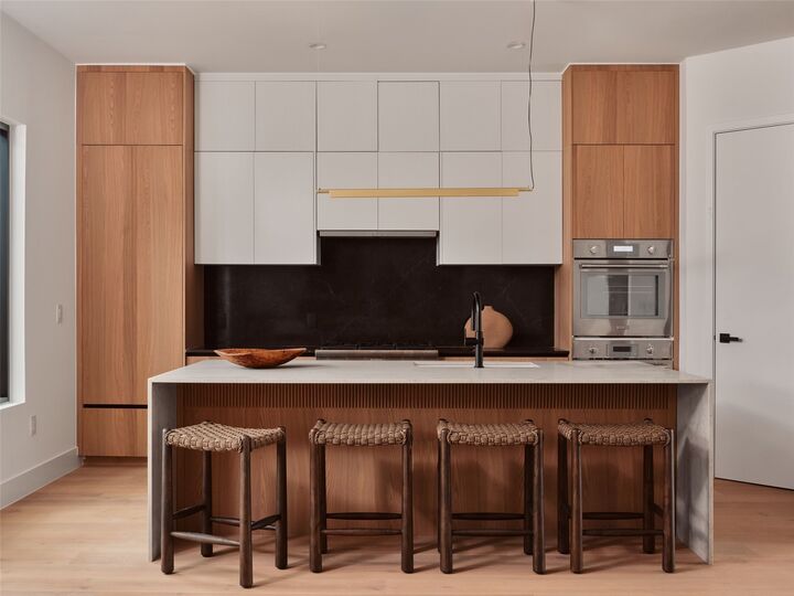 Property Photo: 1300 Piedmont Avenue TX 78757