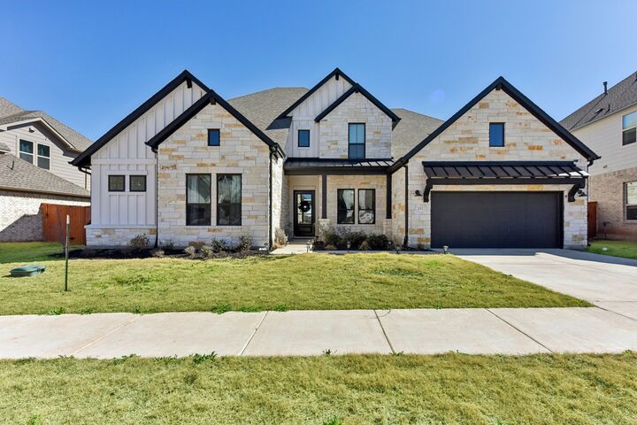 Property Photo: 222 Rio Ranchero Road TX 78628