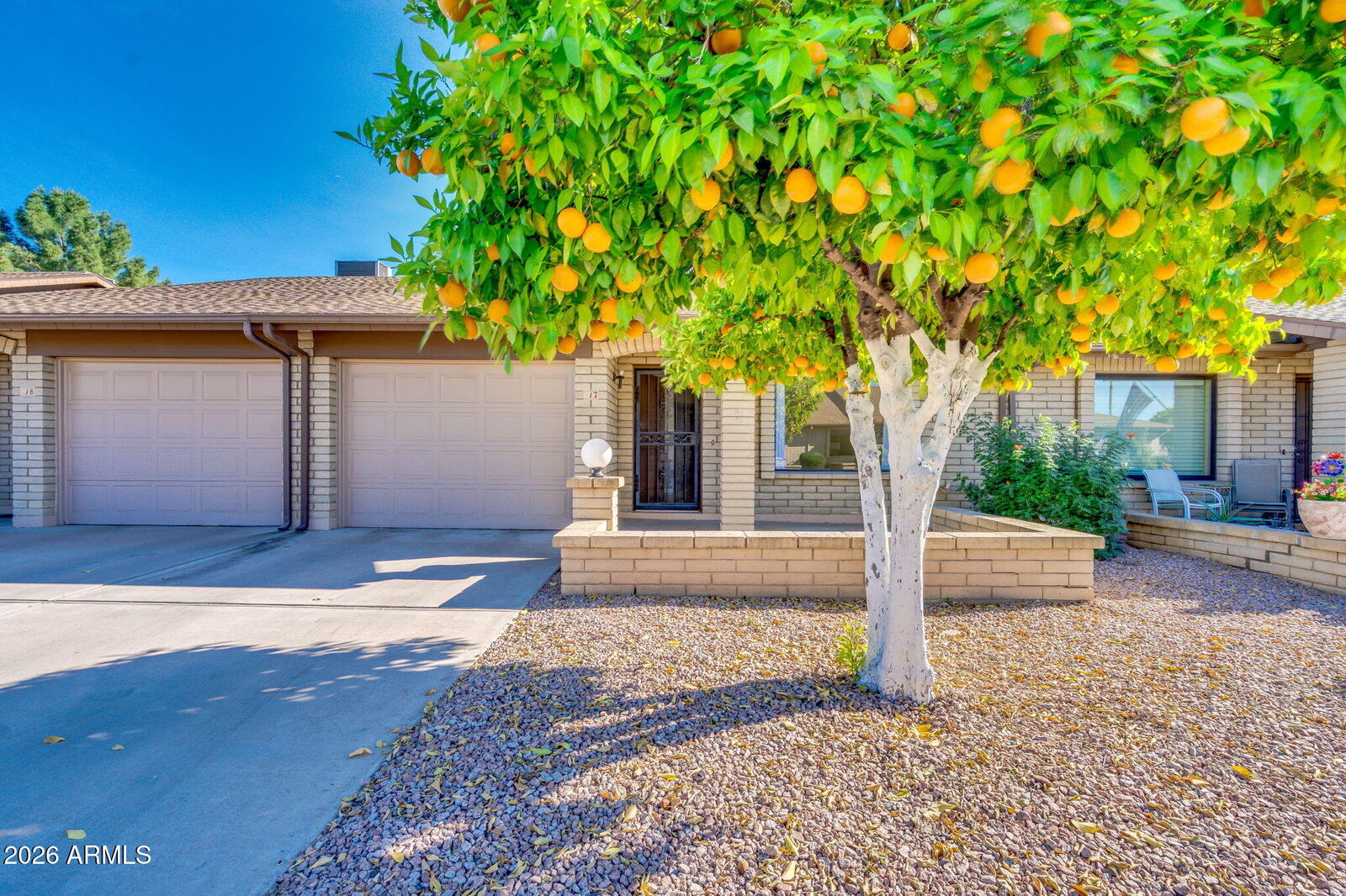 Property Photo:  520 S Greenfield Road 17  AZ 85206 