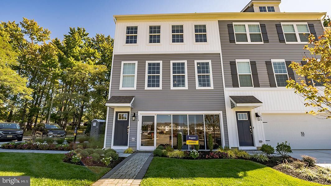 Property Photo: 1078 Meadowlark Drive PA 18051