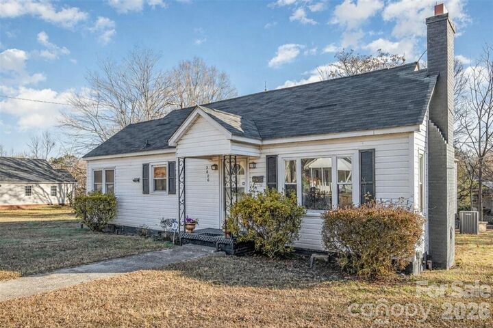 Property Photo: 2806 Glendale Avenue NC 28081