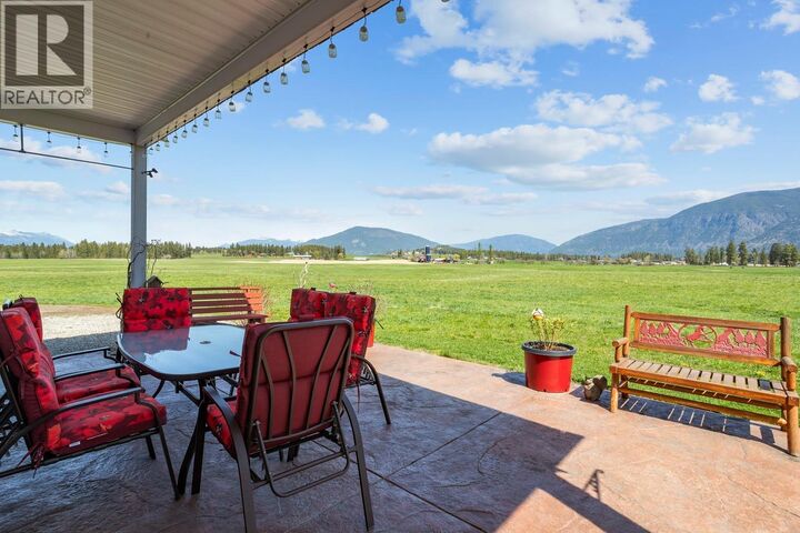 Property Photo: 2372 20th Street BC V0B 1G2
