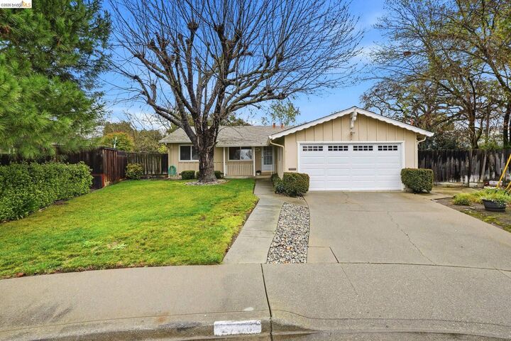 Property Photo:  2758 Wexford Dr  CA 94519 