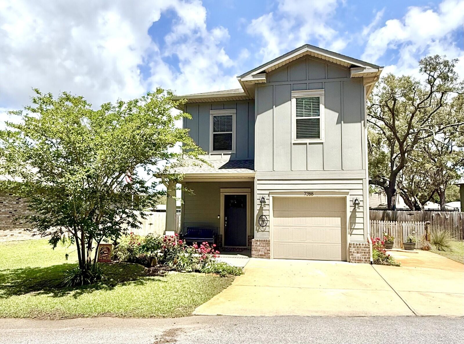 Property Photo:  7388 Hiawatha Lane  FL 32566 