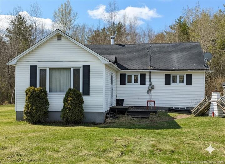 Photo de la propriété:  42 Lauvina Road  NB E2V 3X6 
