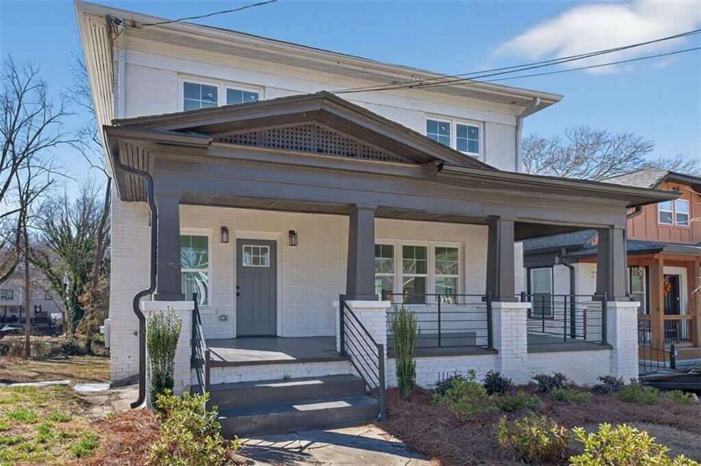 Property Photo: 1046 Mayson Turner Road NW GA 30314