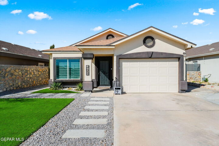 Property Photo:  4957 Rose Elise Street  TX 79938 