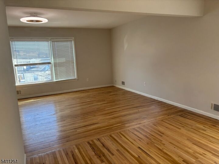 Property Photo: 216 N 11th St NJ 07033