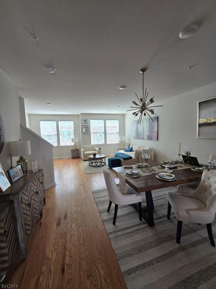 Property Photo:  10 Bond St  NJ 08902 