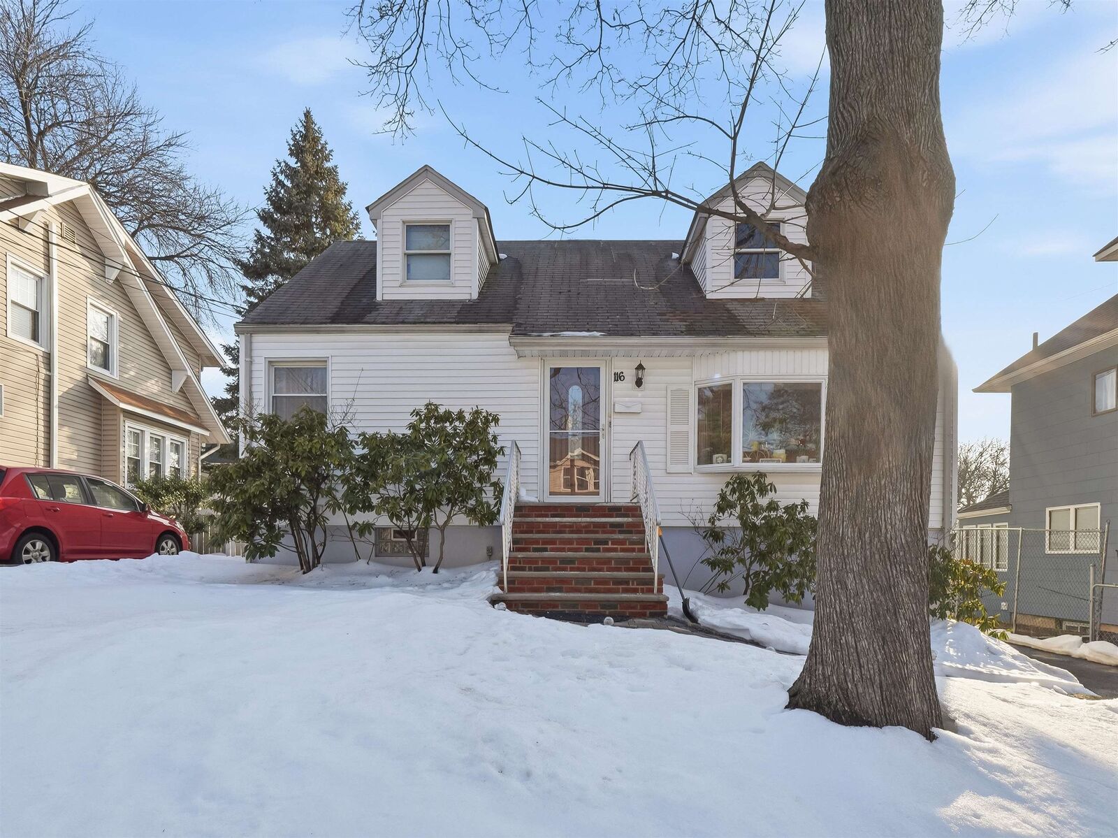 Property Photo:  116 East Grove St  NJ 07603 