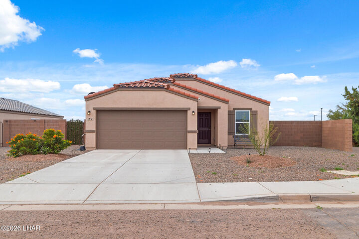 Property Photo:  27 Augusta Dr  AZ 86440 