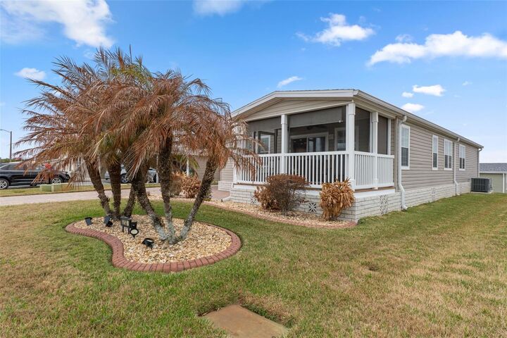 Property Photo:  37533 Gill Avenue  FL 33541 