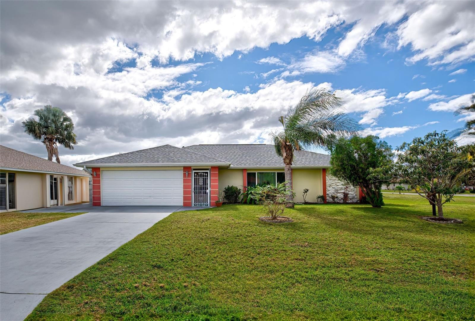 Property Photo: 26325 Copiapo Circle FL 33983