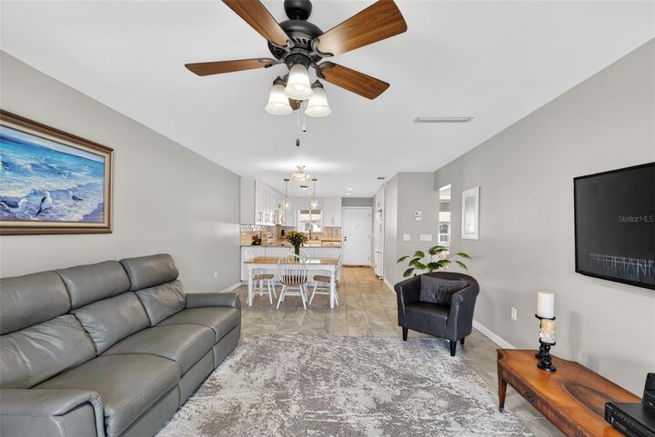 Property Photo:  1632 Stickney Point Road 201  FL 34231 