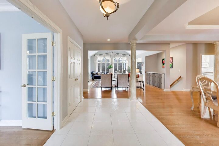 Property Photo:  18 Rosewood Drive  IL 60047 