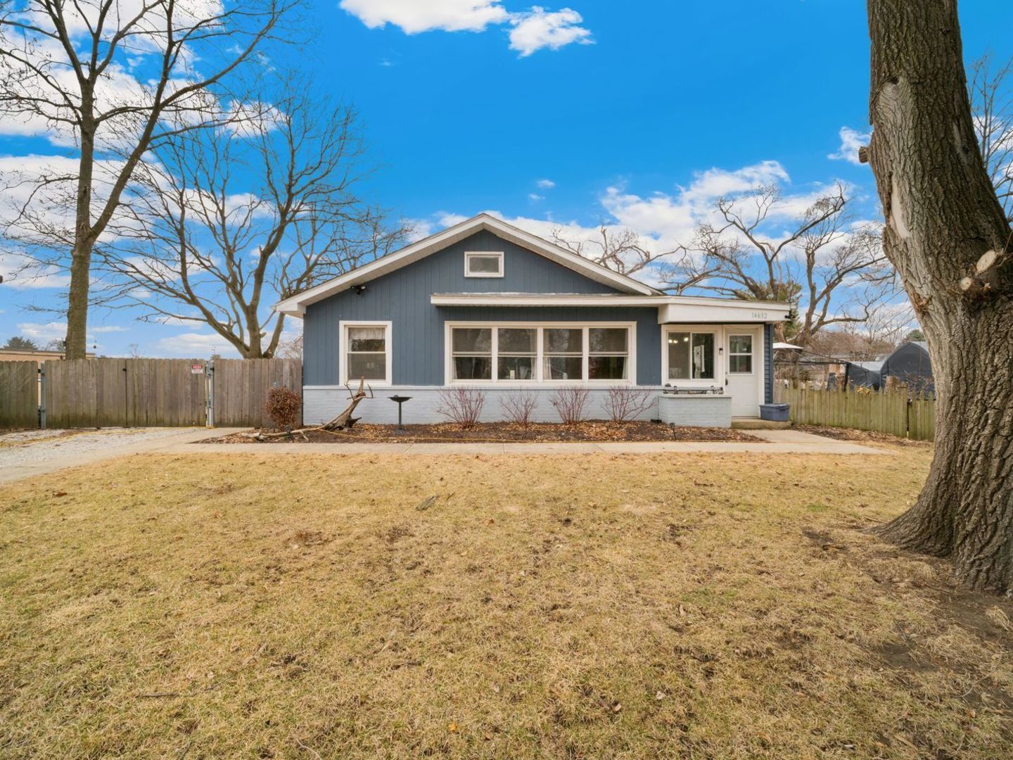 Property Photo: 14632 S Kearns Drive IL 60544