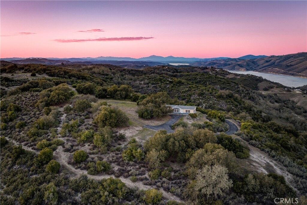 Property Photo:  11315 Nacimiento Lake Drive  CA 93426 