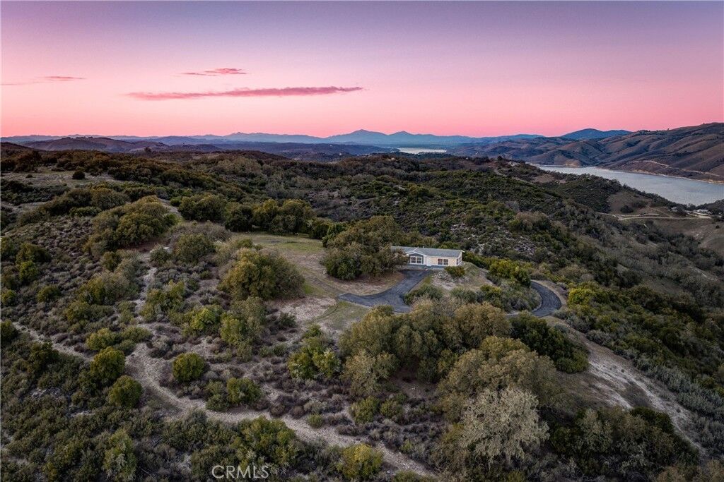 Property Photo:  11315 Nacimiento Lake Drive  CA 93426 