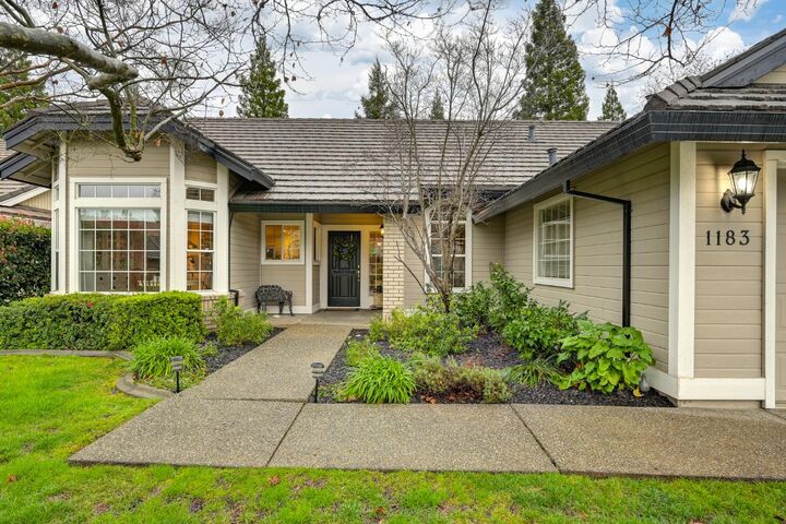 Property Photo:  1183 Muirfield Drive  CA 95746 