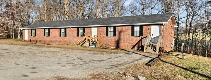 Property Photo:  1100 McDaniel Rd  TN 37043 