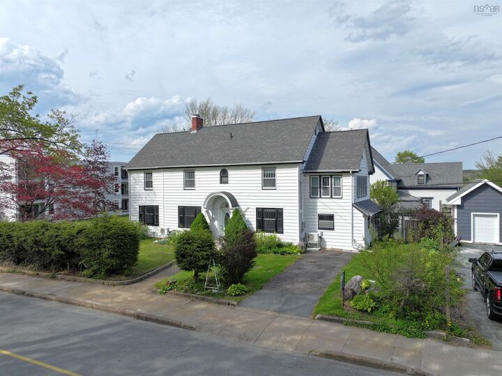 Property Photo: 41 Alexandra Avenue NS B4V 1H2