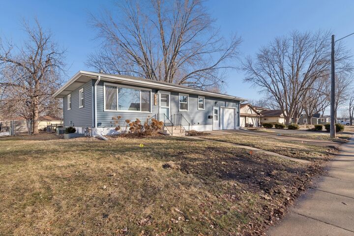 Property Photo:  937 4th Avenue E  MN 55379 