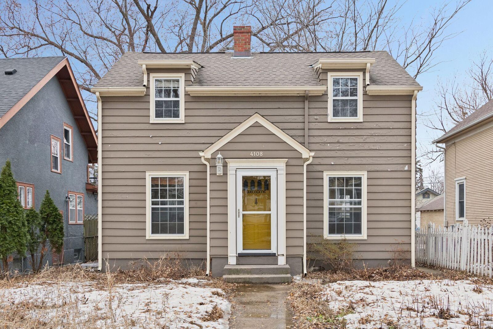 Property Photo:  4108 10th Avenue S  MN 55407 