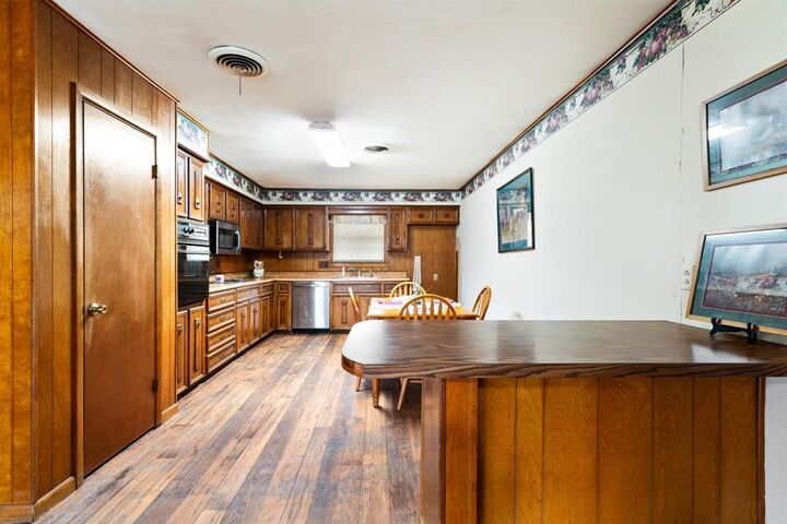 Property Photo: 410 S Bois Darc Street TX 75416