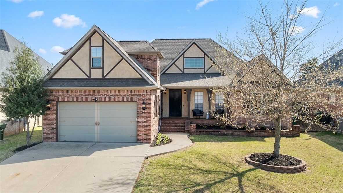 Property Photo: 5607 Chadwick Drive AR 72758