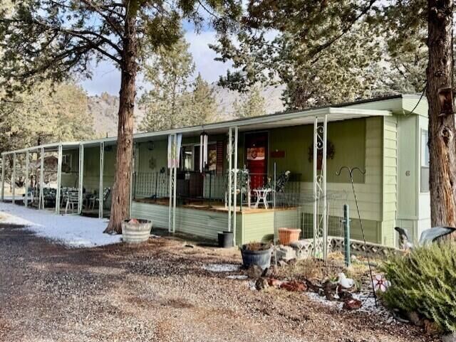 Property Photo: 10100 NE Crooked River Drive Unit 6 OR 97760