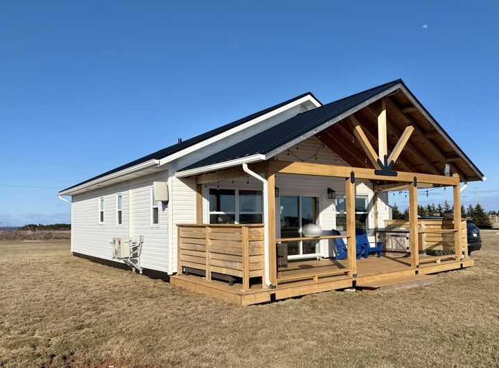 Property Photo: 38 Basinview Crescent PE C0B 1M0