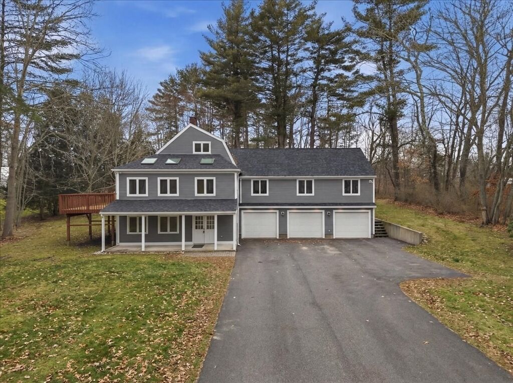 Property Photo:  98 Walnut St  MA 02338 