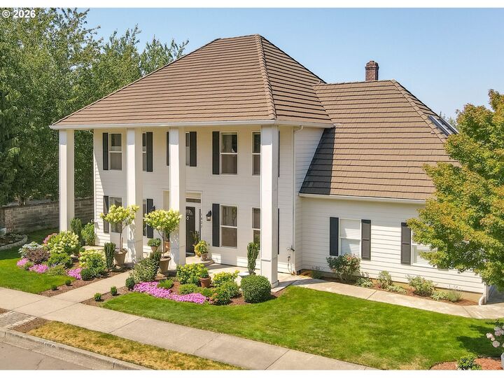 Property Photo: 1837 NW 45th Ave WA 98607