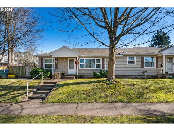 Property Photo: 7106 N Hodge Ave OR 97203