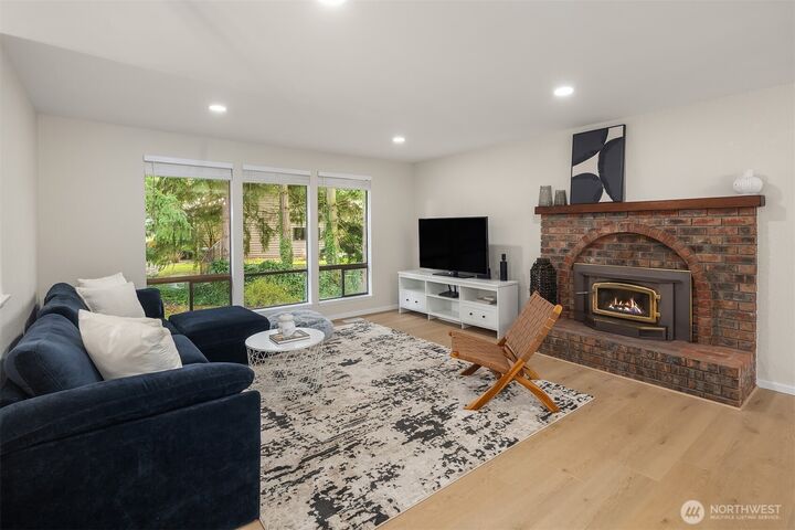 Property Photo: 7109 NE 149th Court WA 98028